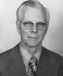 E.L. Robert Stokstad   (1913-1995)